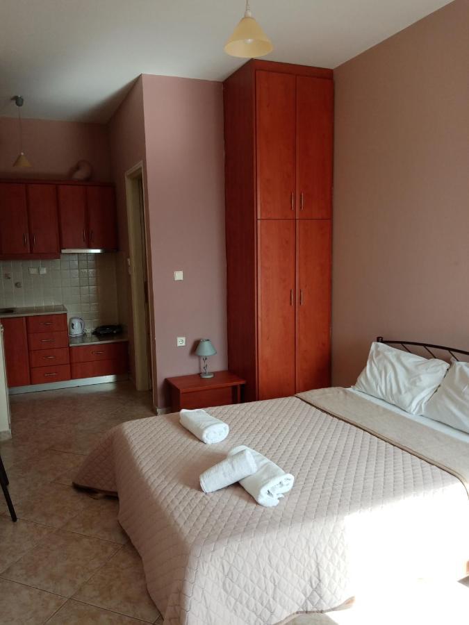 Jusmine Apartments Chalkís Esterno foto