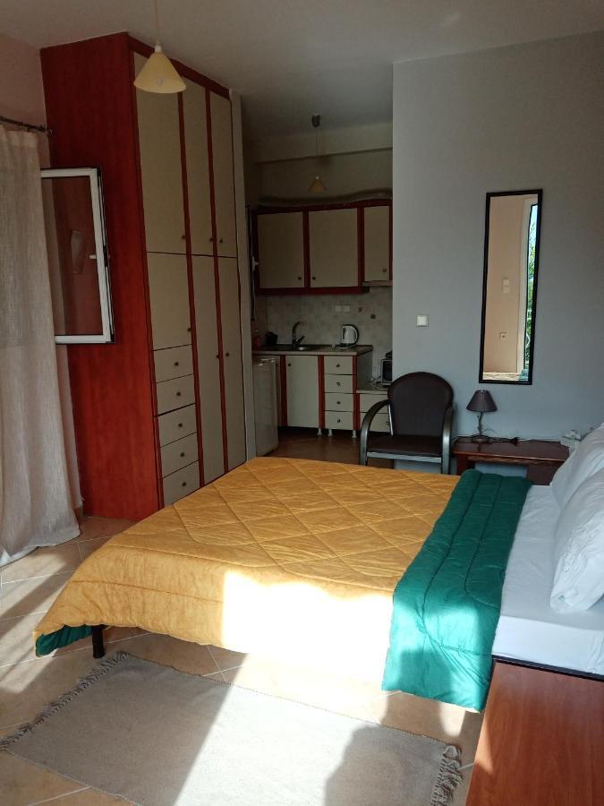 Jusmine Apartments Chalkís Esterno foto